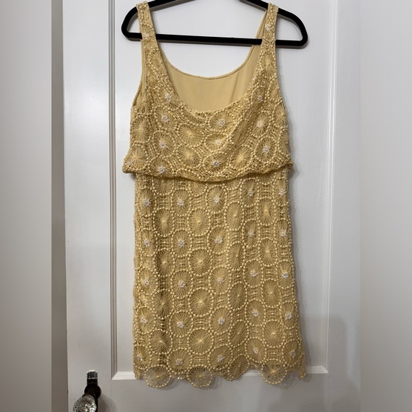 Alice +Olivia yellow sequin crochet sleeveless mini dress small - Picture 5 of 11